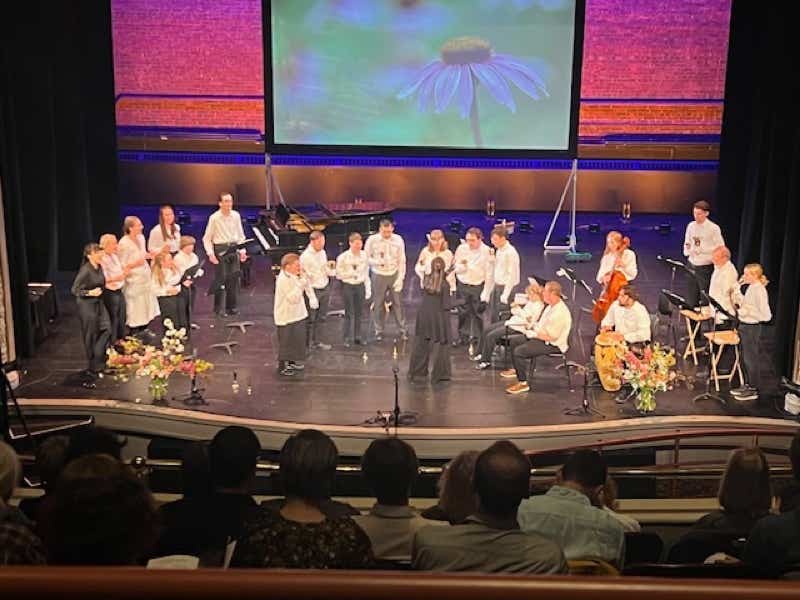 Triform Bell Choir led by Akiko Suesada